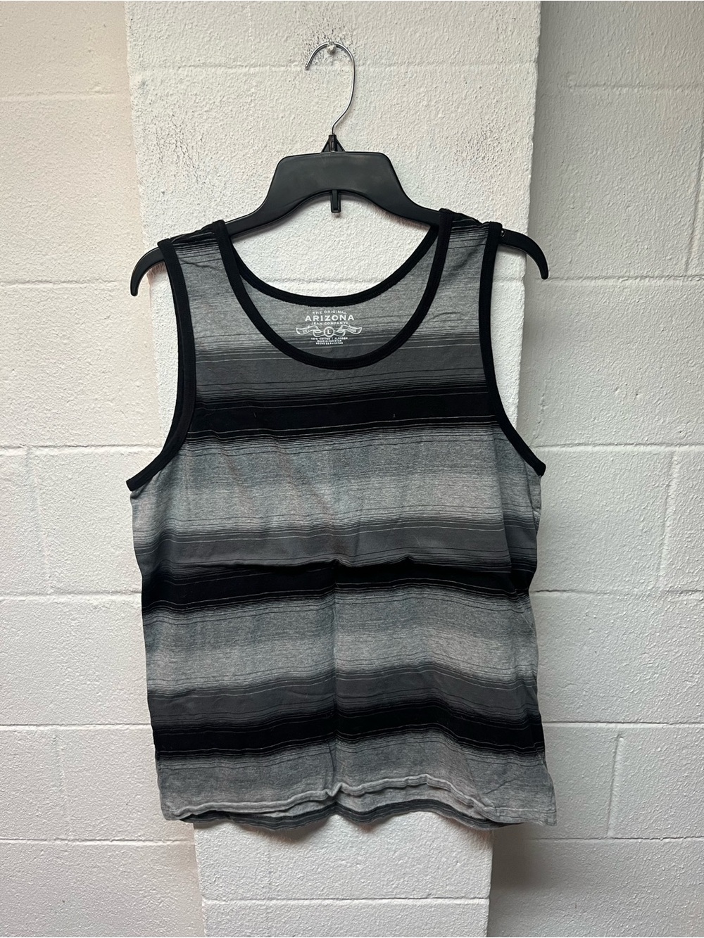 Arizona Jean Company Black & Gray Striped Sleeveless Tank
